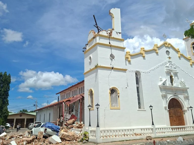 Terremoto de magnitud 7.7 sacudió Panamá