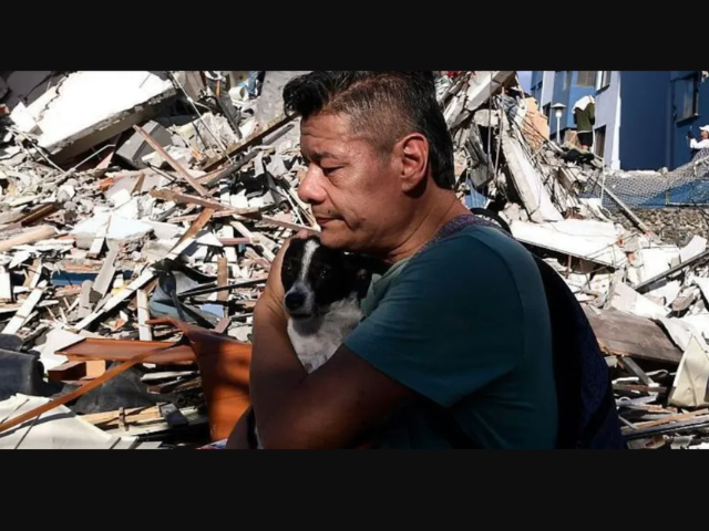 1 mes desde el terremoto del 10 de agosto