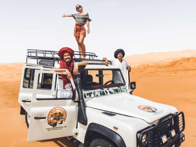 Un viaje por el desierto guiado por nómadas