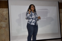 La mujer en el conflicto armado cumple un papel muy importante y es &ldquo;construir paz desde sus recuerdos, debemos adquirir unos compromisos formarnos pol&iacute;ticamente, dejar la neutralidad, resignificar la memoria, sean revolucionarias incomoden con lo que ustedes hacen, nunca se callen y siempre busquen una memoria hist&oacute;rica razonada&rdquo;. Daniela Ram&iacute;rez Cardoso. Foto por: Tania G&oacute;mez/Pfm.