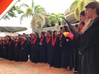 cerca de 130 jóvenes universitarios dirigidos por músicos reconocidos en cada una de sus regiones cantan en distintos escenarios del municipio de Palmira Valle del Cauca.