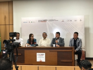 Representantes del Área metropolitana de Bucaramanga, la Alcaldía de Bucaramanga, los Fidecomisos Instituidos en Relación con la Agricultura (FIRA) Barcelona-México, y la Asociación Nacional de Alumbrado Público, Anap, se unieron para presentar su apoyo en el Smart City Fórum de Bucaramanga. Foto: Diana Ortiz.