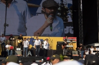 Juan Luis Guerra cant&oacute; una de sus canciones m&aacute;s representativas Ojal&aacute; que llueva caf&eacute;. Foto: Laura Barajas/Pfm
